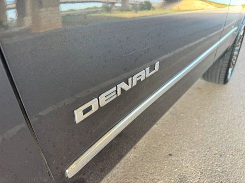Used 2016 GMC Yukon Denali w/ Open Road Package AWD/4WD image 9