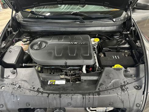 Used 2018 Jeep Cherokee High Altitude w/ Luxury Group image 26