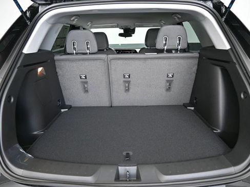New 2026 Chevrolet TrailBlazer LS w/ LS Convenience Package FWD image 32