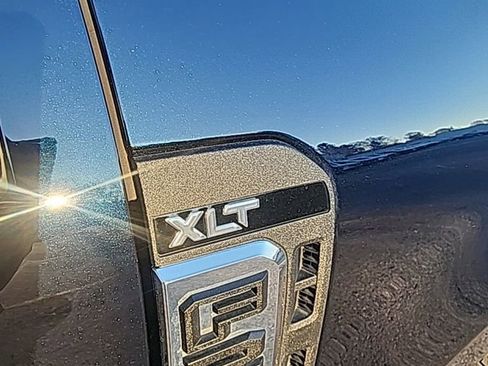 Used 2024 Ford F250 XLT w/ Snow Plow Prep Package image 10