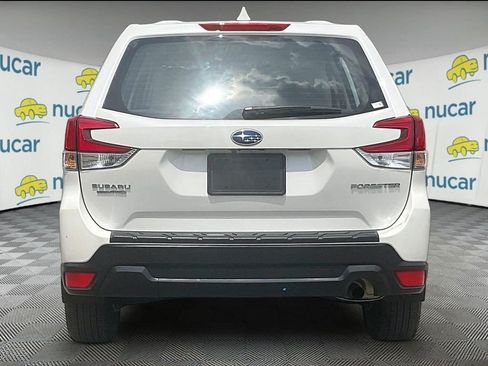 Used 2023 Subaru Forester AWD/4WD image 5