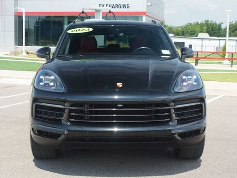 Used 2023 Porsche Cayenne AWD/4WD image 24