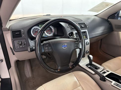 Used 2013 Volvo C70 T5 FWD image 3