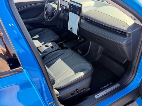 Used 2023 Ford Mustang Mach-E Premium RWD image 28