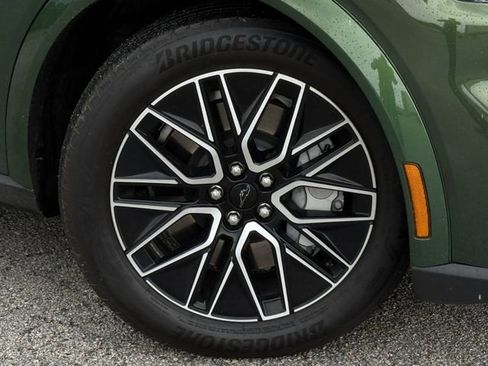 Used 2025 Ford Mustang Mach-E Premium AWD/4WD image 35