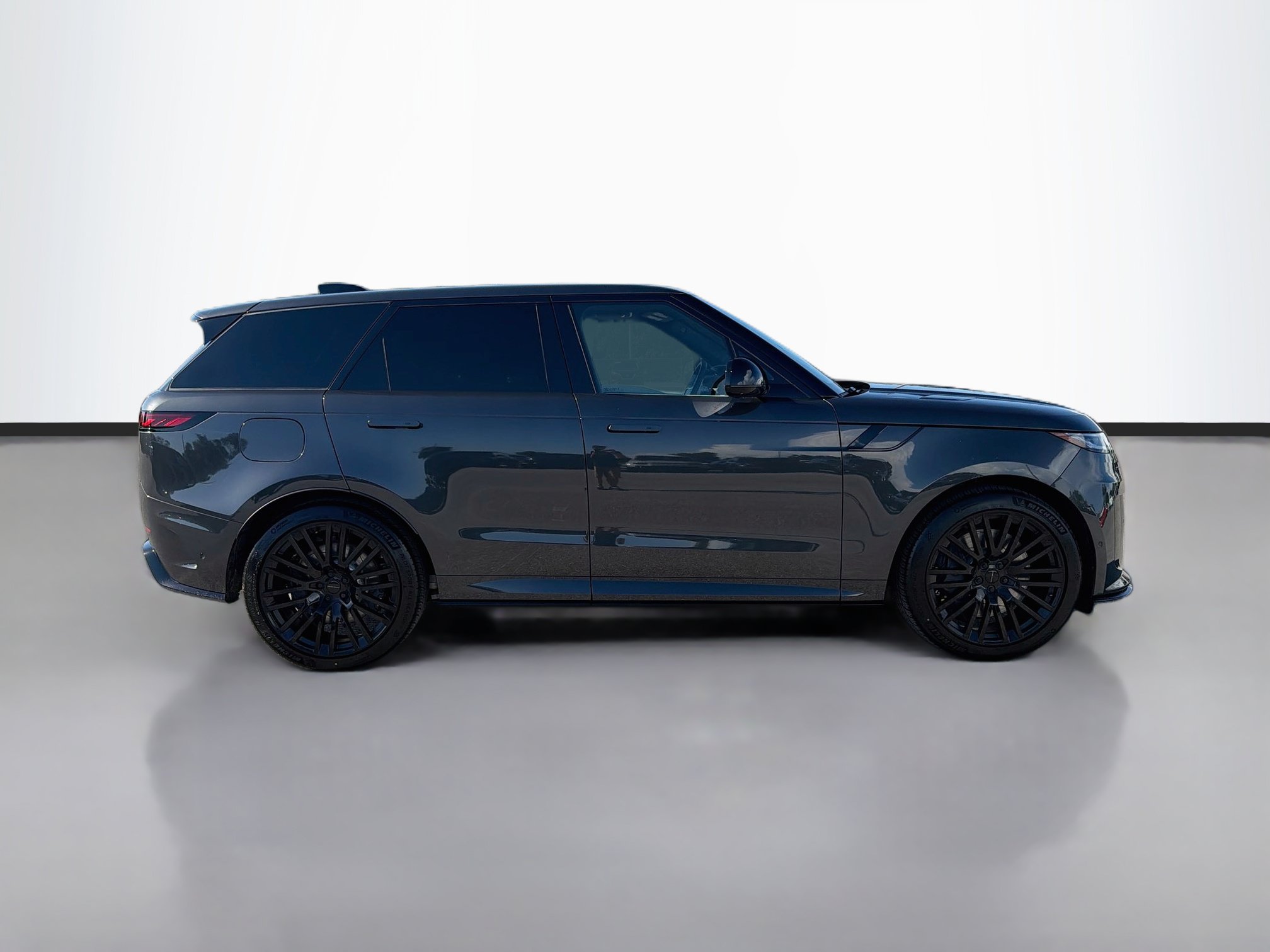 New 2027 Land Rover Range Rover Sport SV AWD/4WD image 6