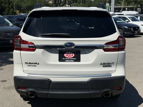 Certified 2022 Subaru Ascent Limited w/ Technology Package image 9