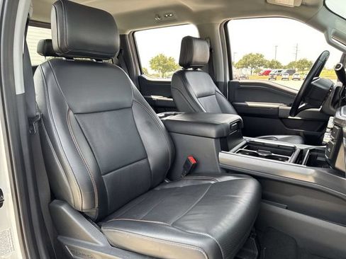 Used 2024 Ford F350 Lariat w/ Lariat Ultimate Package AWD/4WD image 24