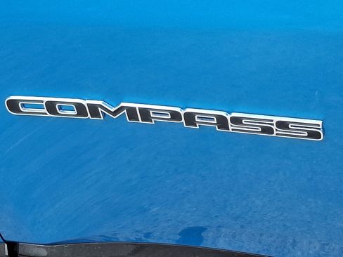 New 2025 Jeep Compass Limited w/ Elite Group image 16