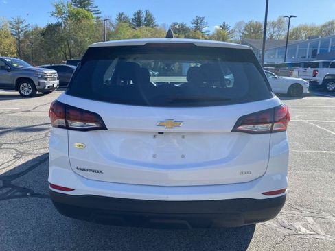 Used 2024 Chevrolet Equinox LS w/ Driver Confidence II Package AWD/4WD image 6