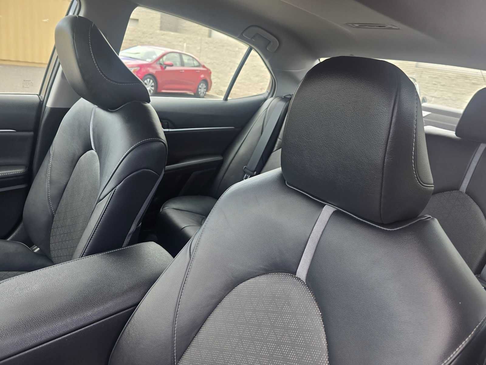 Used 2019 Toyota Camry XSE FWD image 23