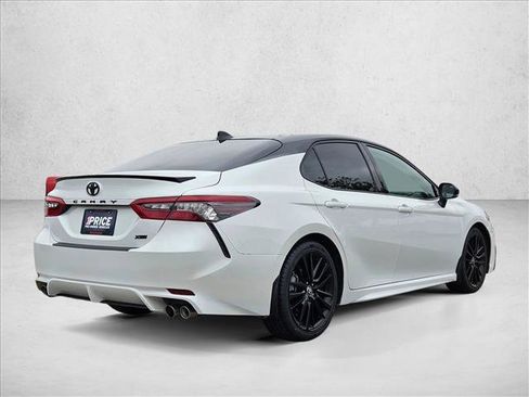 Used 2023 Toyota Camry XSE FWD image 5