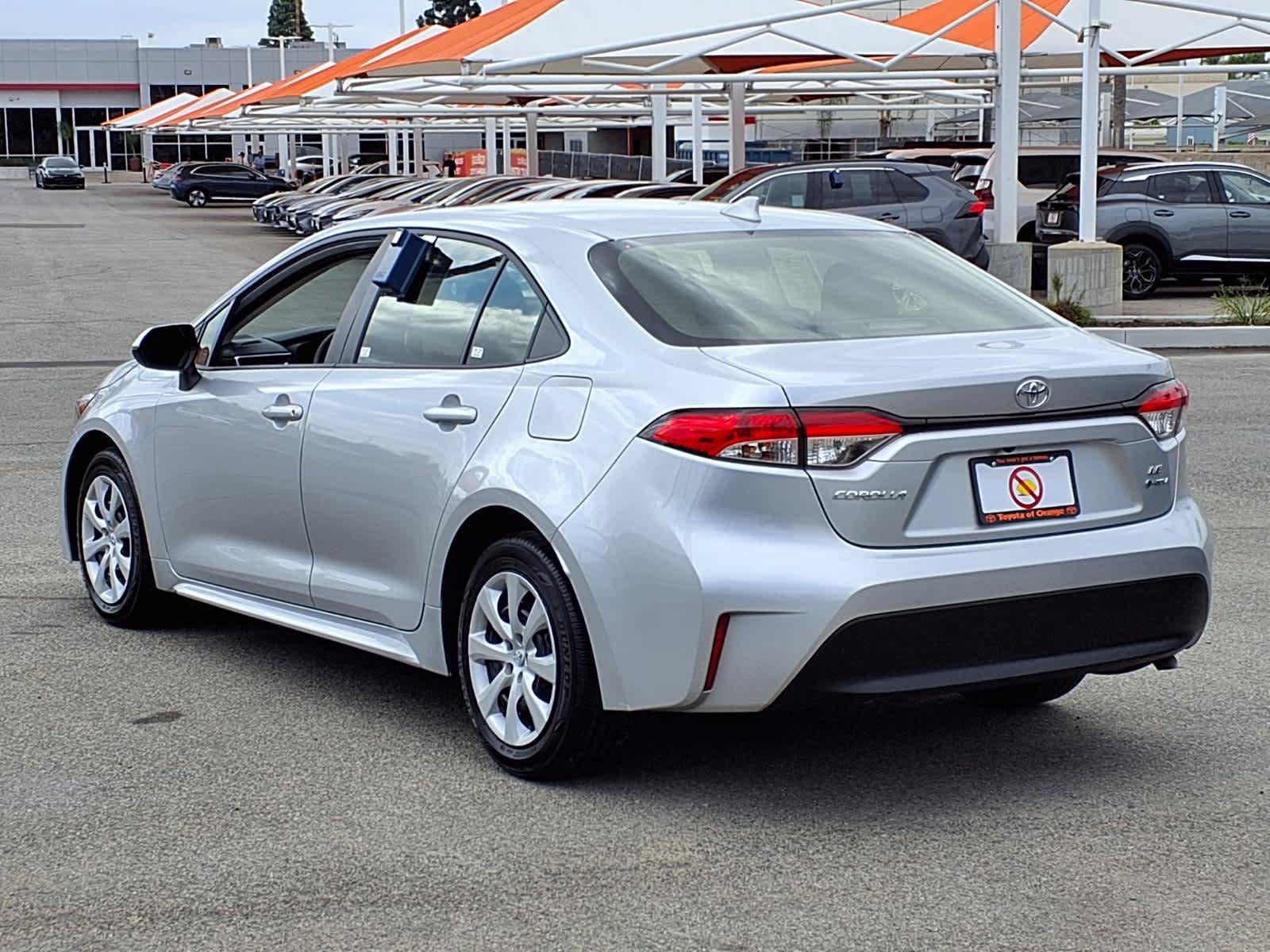 Certified 2026 Toyota Corolla LE FWD image 5
