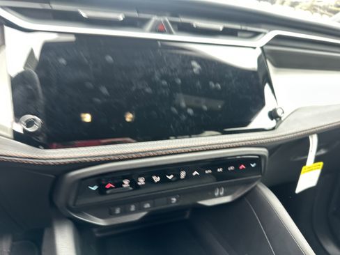 New 2026 Jeep Cherokee Overland AWD/4WD image 4