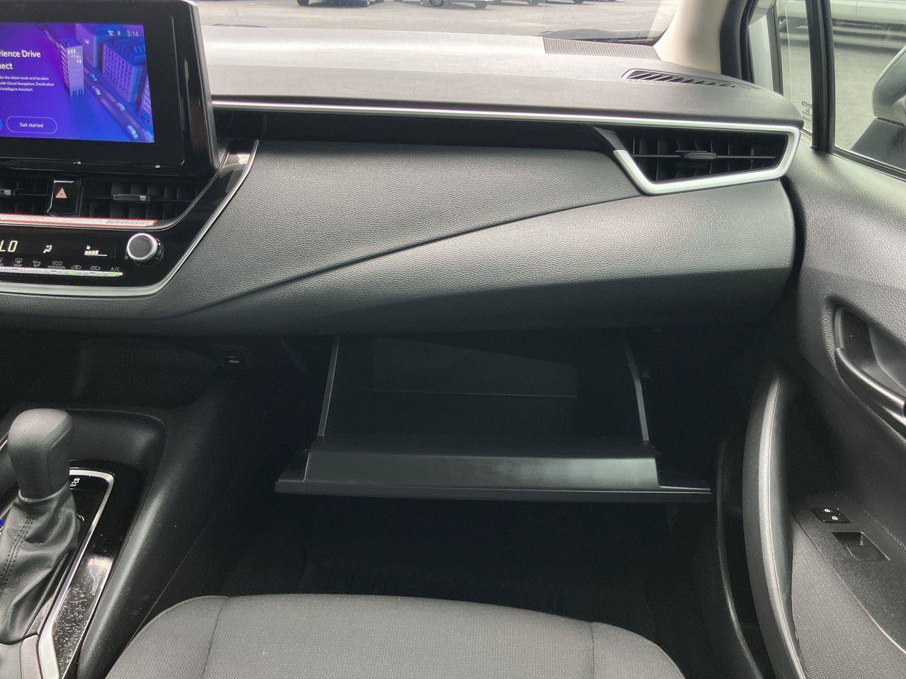 Certified 2025 Toyota Corolla LE FWD image 15