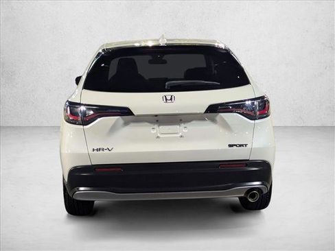 Used 2023 Honda HR-V Sport image 7