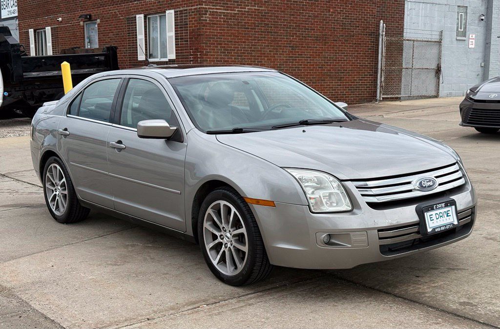 Used 2009 Ford Fusion SEL FWD image 4