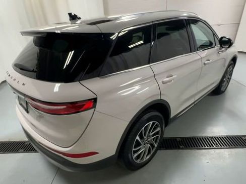 Used 2020 Lincoln Corsair FWD w/ Equipment Group 101A image 8