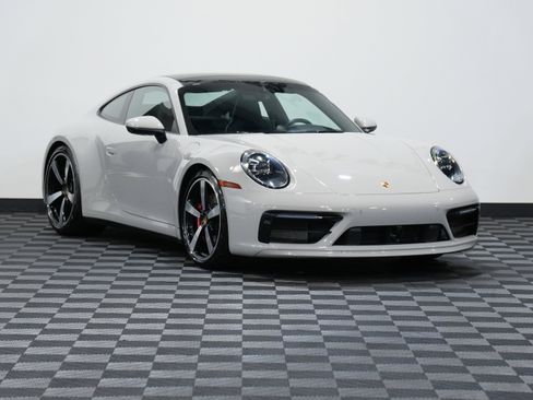 Used 2020 Porsche 911 Carrera 4S image 5