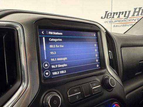 Used 2021 Chevrolet Silverado 1500 LT Trail Boss w/ Convenience Package II AWD/4WD image 25