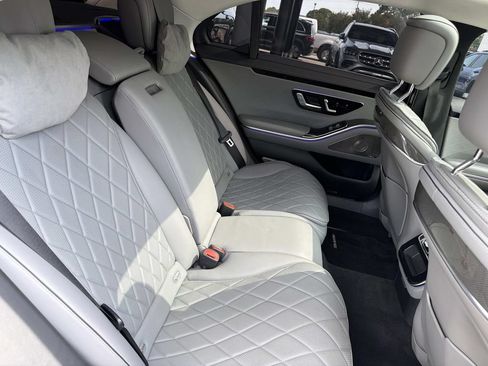 Used 2021 Mercedes-Benz S 580 4MATIC Sedan image 9