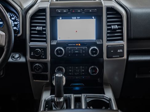 Used 2019 Ford F150 Lariat w/ Equipment Group 502A Luxury image 30