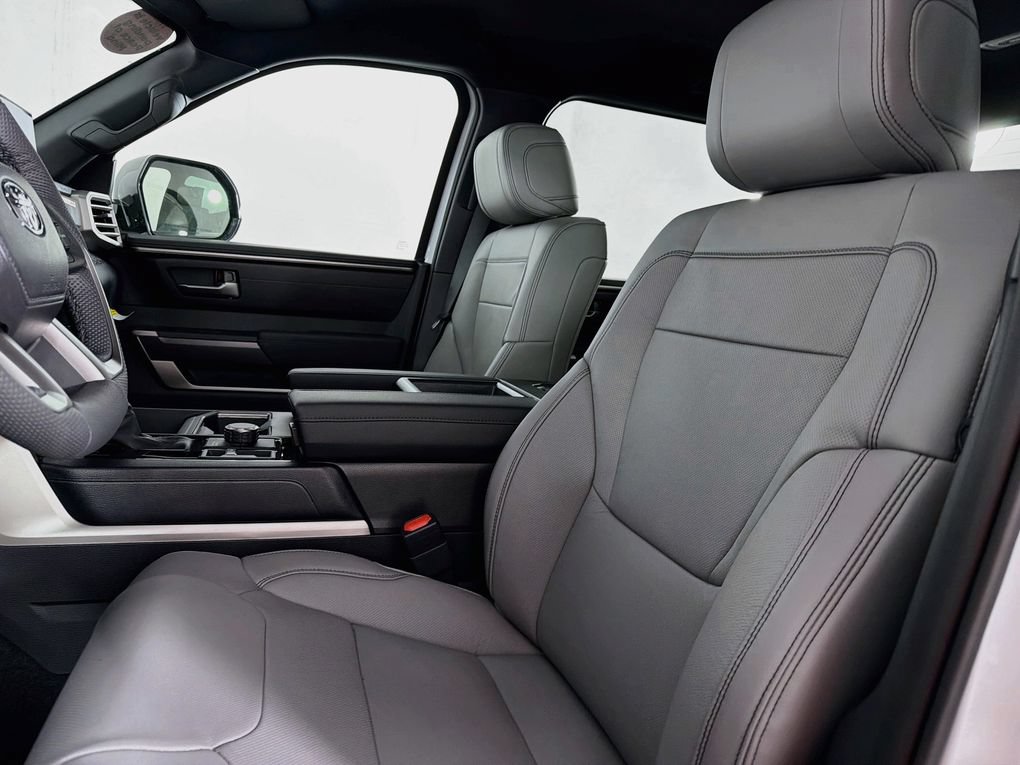 New 2026 Toyota Tundra SR5 AWD/4WD image 32