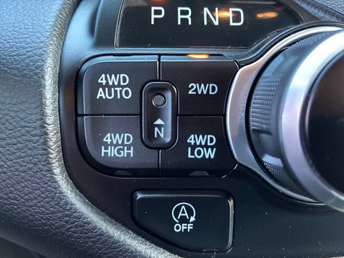 Used 2024 RAM 1500 Big Horn AWD/4WD image 33
