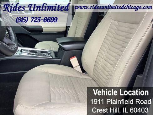 Used 2020 Ford Explorer XLT image 27