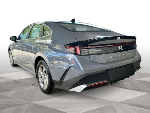 Used 2026 Hyundai Sonata SE FWD image 6