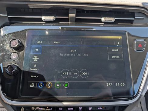 Used 2023 Chevrolet Bolt EUV Premier w/ Sun & Sound Package FWD image 26