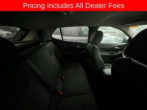 Used 2021 Buick Encore GX Preferred w/ Cold Weather Comfort Package FWD image 4