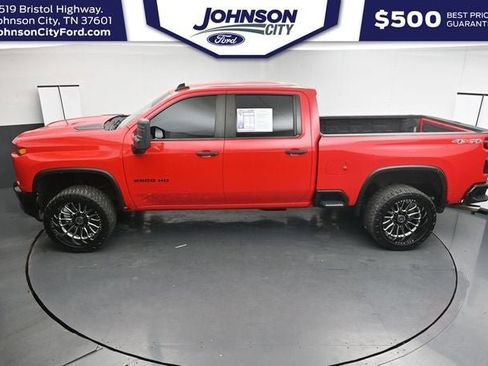 Used 2022 Chevrolet Silverado 2500 Custom w/ Custom Value Package AWD/4WD image 21