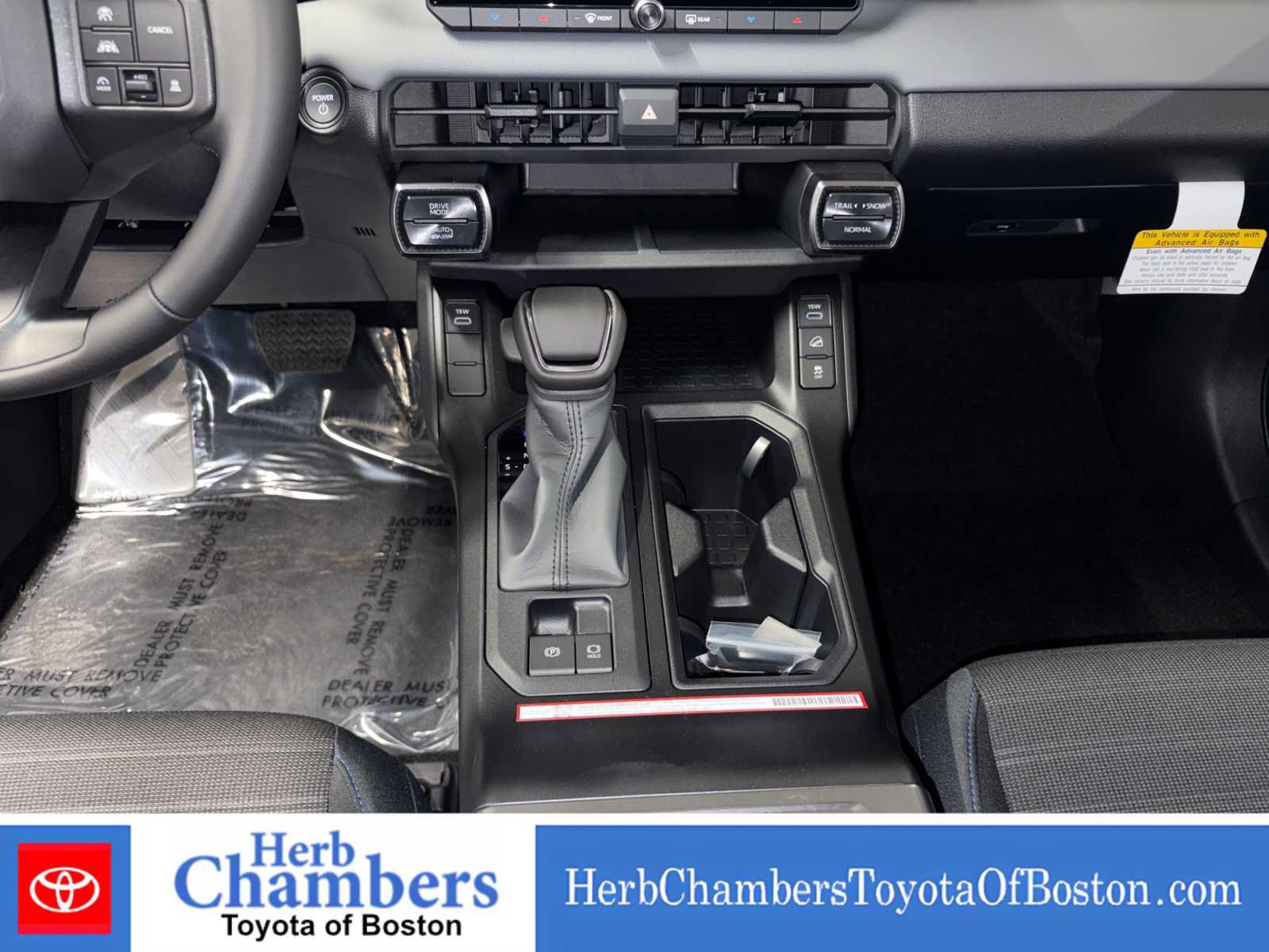 Used 2026 Toyota RAV4 SE AWD/4WD image 15