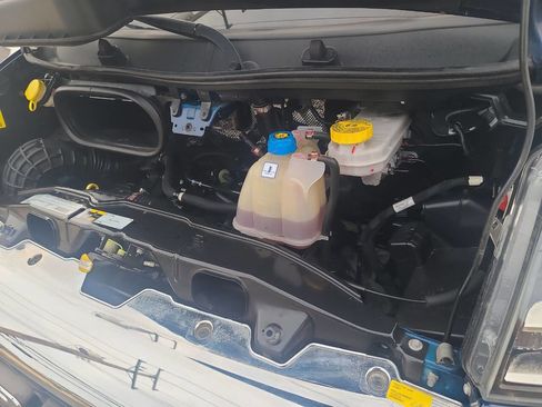 Used 2022 RAM ProMaster 2500 w/ Driver Convenience Group image 34