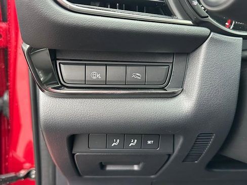 Used 2025 MAZDA CX-30 AWD 2.5 S w/ Preferred Package image 23