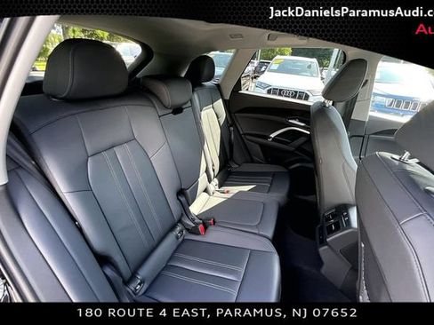 Used 2025 Audi Q5 Premium w/ Convenience Package AWD/4WD image 19
