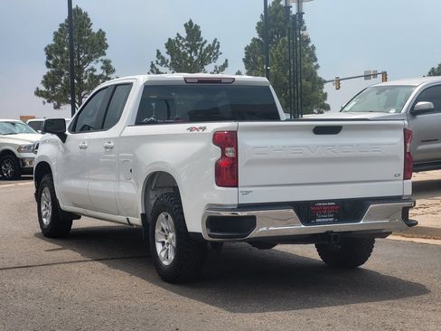 Used 2021 Chevrolet Silverado 1500 LT AWD/4WD image 6