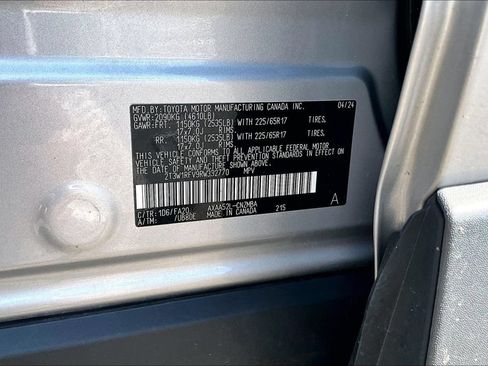 Used 2024 Toyota RAV4 XLE FWD image 21