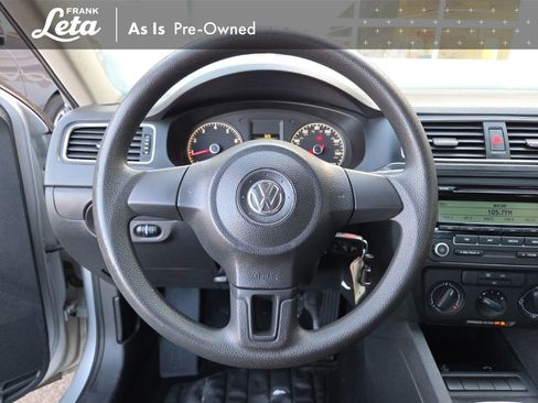 Used 2011 Volkswagen Jetta 2.0L Base image 12