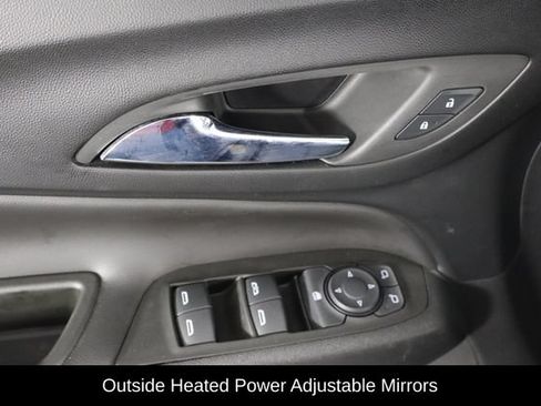 Used 2022 Chevrolet Equinox LT AWD/4WD image 20