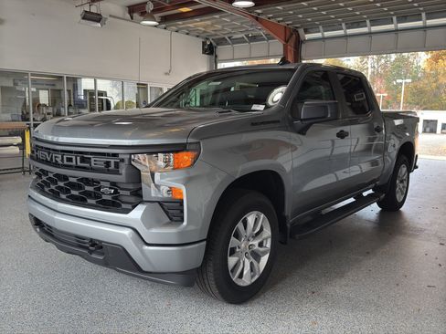 New 2026 Chevrolet Silverado 1500 Custom image 4
