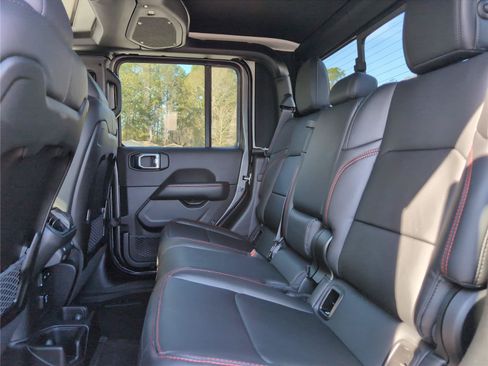 New 2026 Jeep Gladiator Rubicon AWD/4WD image 29