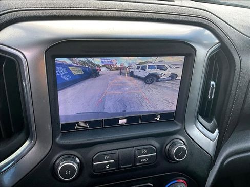 Used 2020 Chevrolet Silverado 1500 LT w/ Texas Edition image 22