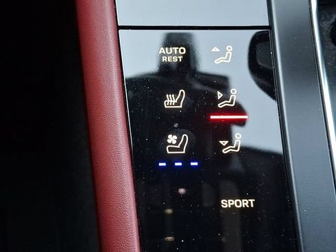 Certified 2023 Porsche Macan Turbo AWD/4WD image 24