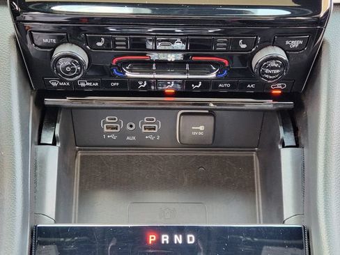 Certified 2025 Jeep Grand Cherokee Altitude RWD image 19