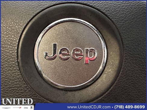 Used 2019 Jeep Grand Cherokee Limited X image 27