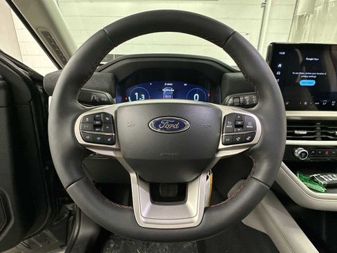 New 2026 Ford Explorer Active w/ Active Comfort Package image 7