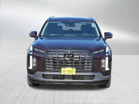 Used 2024 Hyundai Palisade Limited AWD/4WD image 2