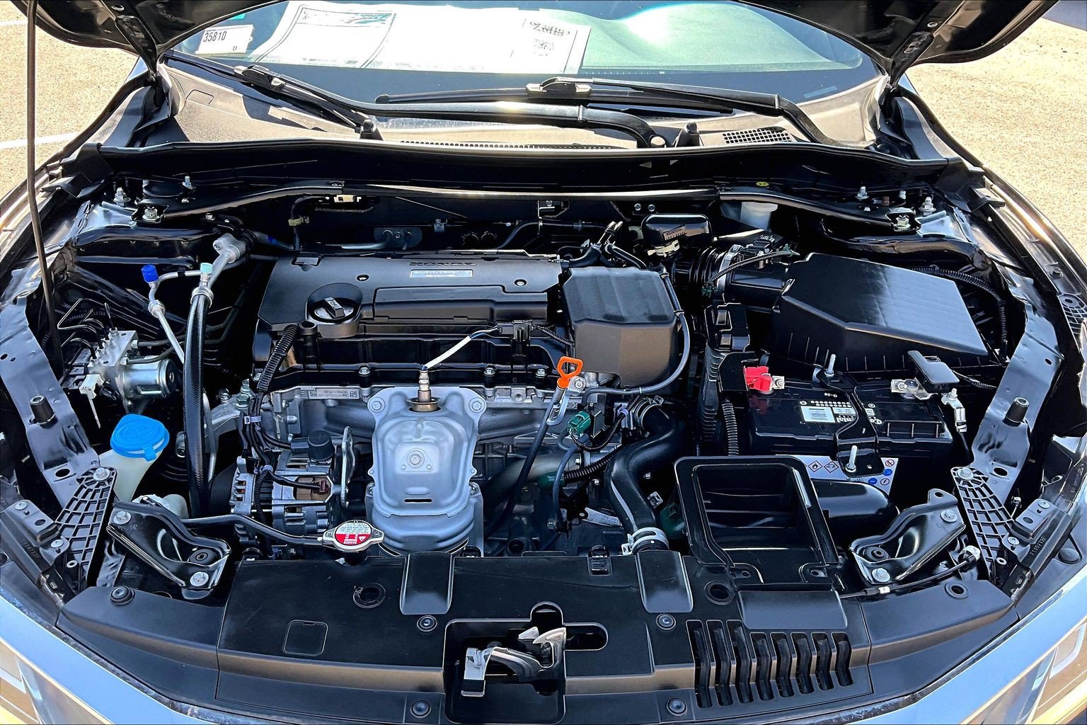 Used 2017 Honda Accord Sport image 9